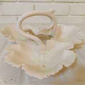 Vtg Holland Triple Leaf Candy Dish w/ Handle Mold Trinket Dish 9.50” W by 5.5” H